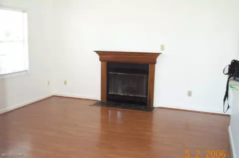 201 Dayrell Dr, Hubert, NC 28539 photo 2