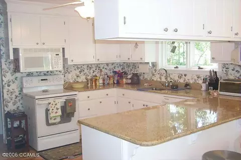 288 Oakleaf Dr, Pine Knoll Shores, NC 28512 photo 10