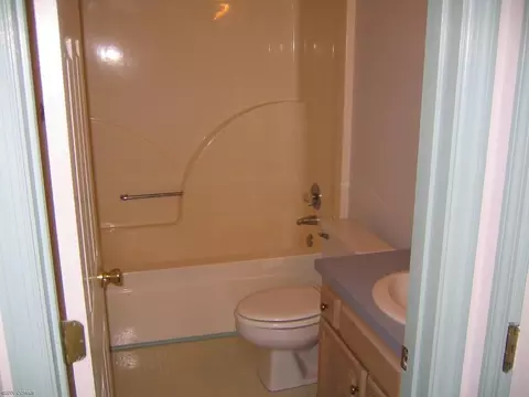 220 Windjammer E, Emerald Isle, NC 28594 photo 12