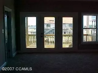 214 Smith St, Atlantic Beach, NC 28512 photo 7