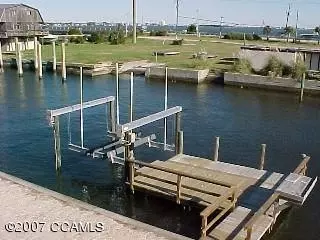 214 Smith St, Atlantic Beach, NC 28512 photo 2
