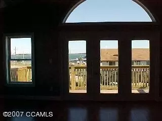 214 Smith St, Atlantic Beach, NC 28512 photo 5