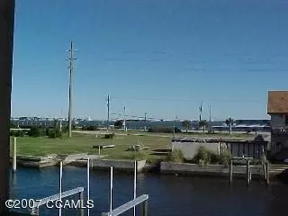 214 Smith St, Atlantic Beach, NC 28512 photo 4