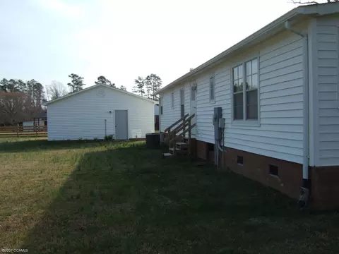 583 Hubert Blvd, Hubert, NC 28539 photo 2