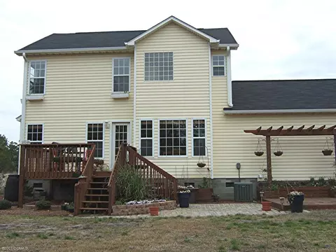 239 Ivybridge E, Hubert, NC 28539 photo 2