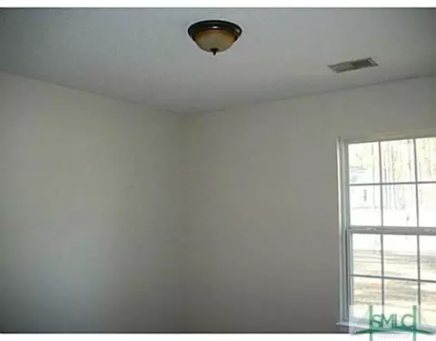 451 Shadowbrook Cir, Springfield, GA 31329 photo 9