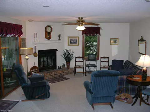 121 Shell, Emerald Isle, NC 28594 photo 10