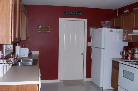 144 Byrum Run, Hubert, NC 28539 photo 3