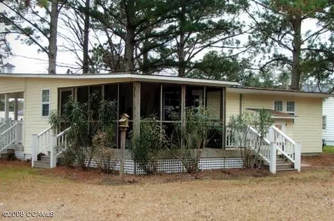 258 Horseshoe Rd, Davis, NC 28524 photo 3