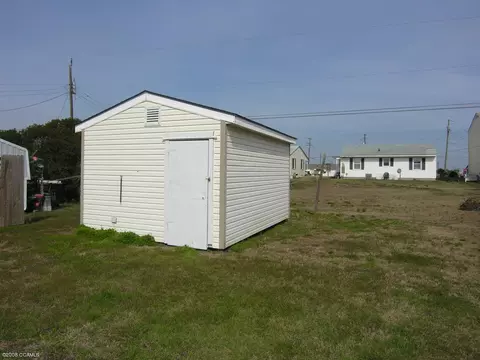 307 Terminal Blvd E, Atlantic Beach, NC 28512 photo 2