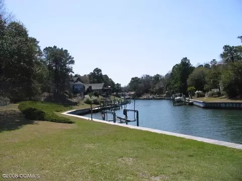 195 Oakleaf Dr, Pine Knoll Shores, NC 28512 photo 3