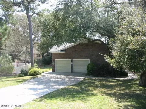 195 Oakleaf Dr, Pine Knoll Shores, NC 28512 photo 2