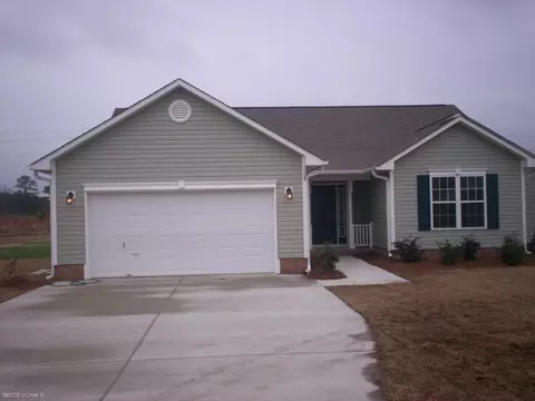 105 Mandy Ln, Hubert, NC 28539 photo 1