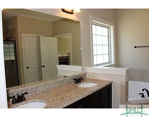 128 Broken Bit Cir, Guyton, GA 31312 photo 8