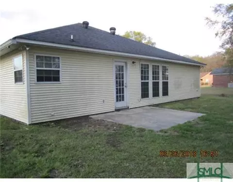 55 E Beaver Ln, Midway, GA 31320 photo 2
