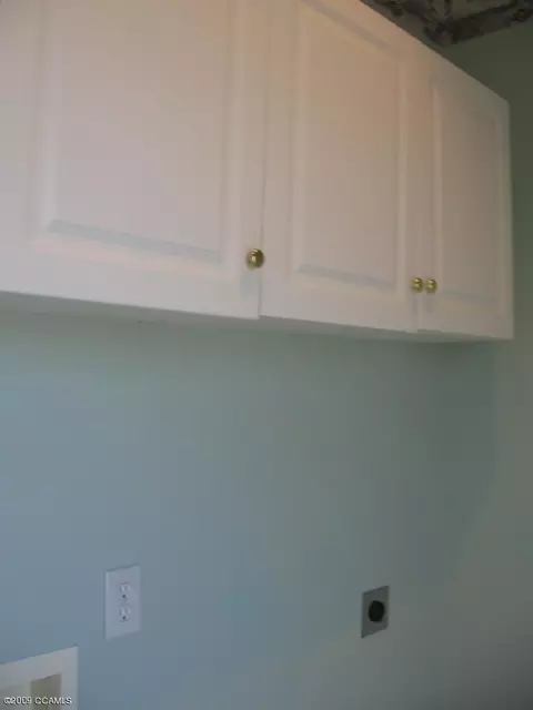 252 Salter Path Rd, Pine Knoll Shores, NC 28512 photo 5