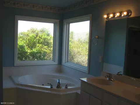 252 Salter Path Rd, Pine Knoll Shores, NC 28512 photo 17