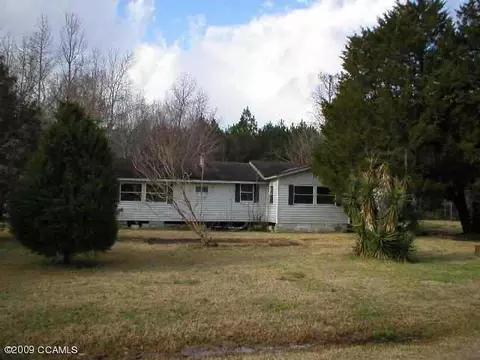 139 Daniel Dr, Hubert, NC 28539 photo 1