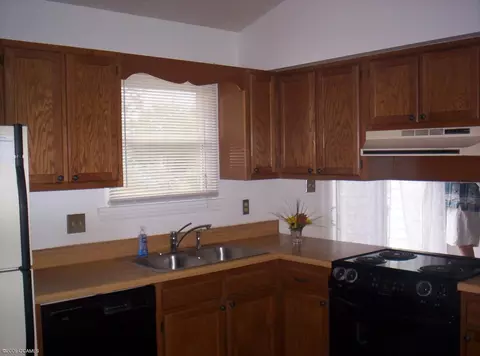 223 Ginger Dr S, Hubert, NC 28539 photo 2