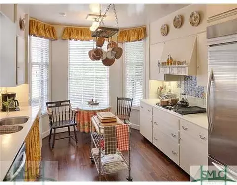 244 E Oglethorpe Ave, Savannah, GA 31401 photo 10