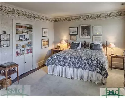 244 E Oglethorpe Ave, Savannah, GA 31401 photo 18
