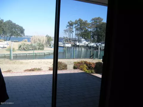 156 Oakleaf Dr, Pine Knoll Shores, NC 28512 photo 8