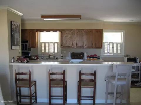 156 Oakleaf Dr, Pine Knoll Shores, NC 28512 photo 2