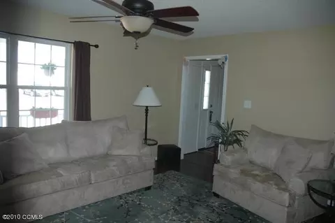 205 Dame Ct, Hubert, NC 28539 photo 3