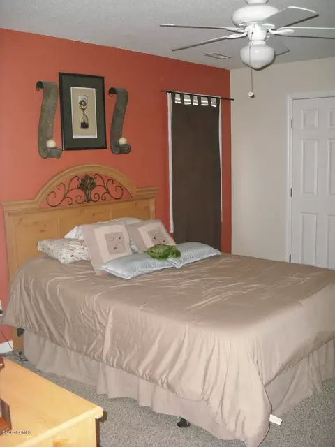 129 Daphne Dr, Hubert, NC 28539 photo 4