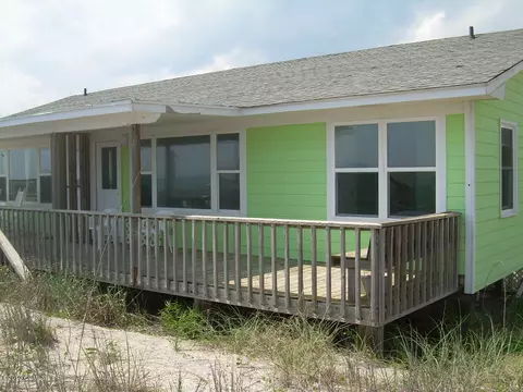 1009 Ocean Dr #E, Emerald Isle, NC 28594 photo 3