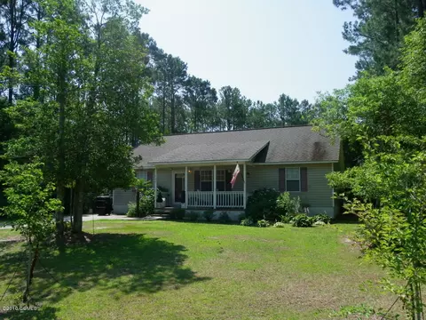 738 Straits Rd, Gloucester, NC 28528 photo 2