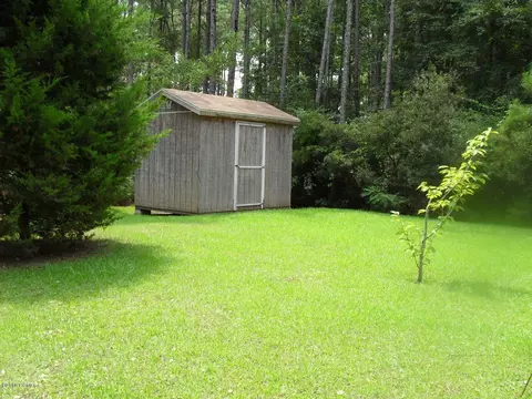 738 Straits Rd, Gloucester, NC 28528 photo 9