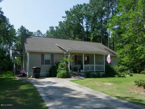 738 Straits Rd, Gloucester, NC 28528 photo 1