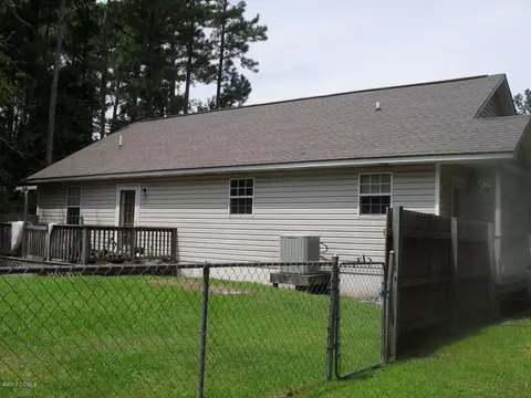 738 Straits Rd, Gloucester, NC 28528 photo 10