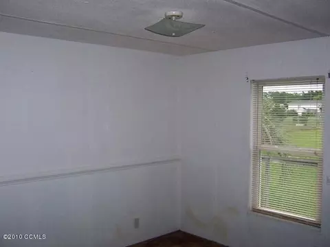 103 Conch Ct, Gloucester, NC 28528 photo 13