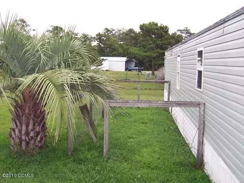 103 Conch Ct, Gloucester, NC 28528 photo 5