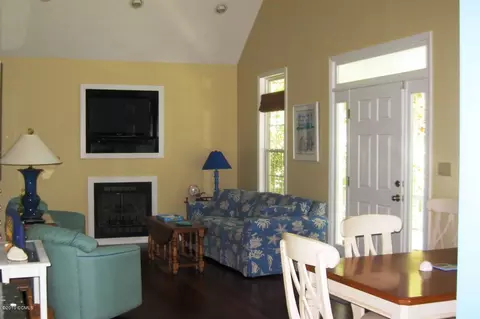 133 Juniper Rd, Pine Knoll Shores, NC 28512 photo 7