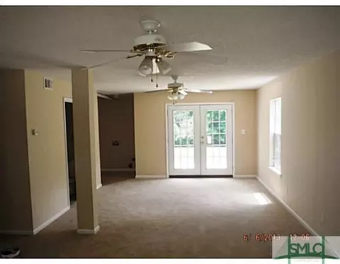 217 Longleaf Cir, Pooler, GA 31322 photo 2