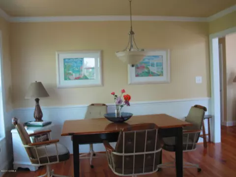 213 Smith St, Atlantic Beach, NC 28512 photo 4