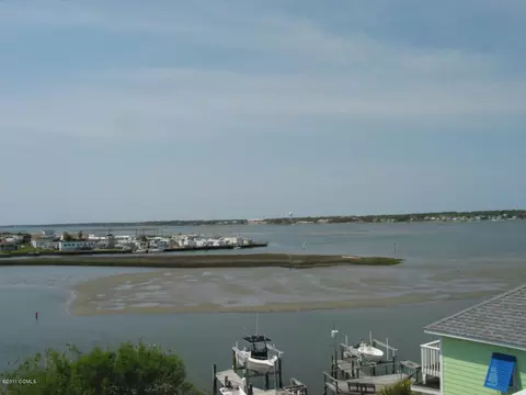 213 Smith St, Atlantic Beach, NC 28512 photo 6