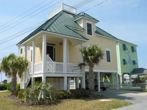 213 Smith St, Atlantic Beach, NC 28512 photo 1