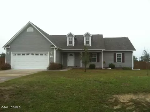 134 Hunt Dr, Hubert, NC 28539 photo 1