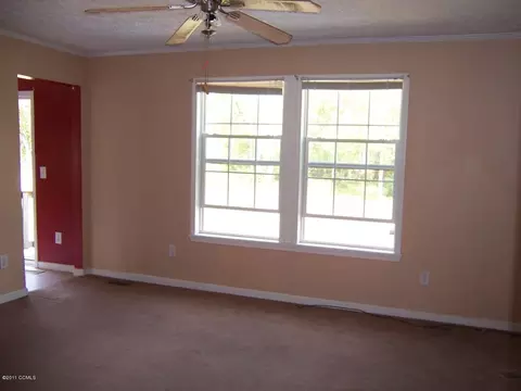320 Chickory Ct, Stella, NC 28582 photo 2