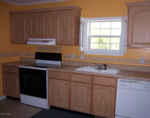 320 Chickory Ct, Stella, NC 28582 photo 3