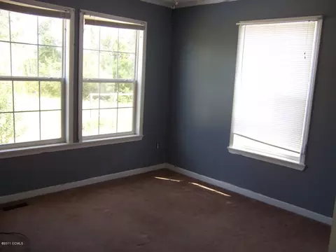 320 Chickory Ct, Stella, NC 28582 photo 5