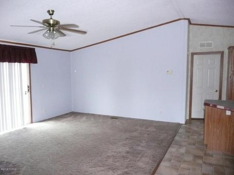 115 N Queens St, Hubert, NC 28539 photo 3