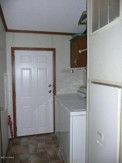 115 N Queens St, Hubert, NC 28539 photo 6