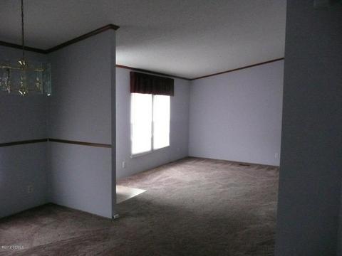 115 N Queens St, Hubert, NC 28539 photo 7