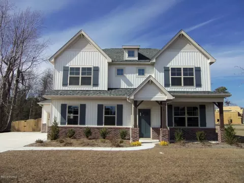 200 Tree Hill Ln, Hubert, NC 28539 photo 1