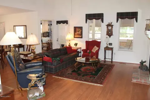 117 Willow Rd, Pine Knoll Shores, NC 28512 photo 3